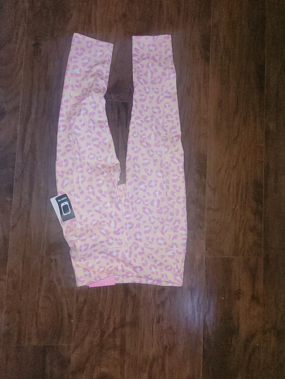 Gottex Peach Skin Pink Leopard Print Leggings